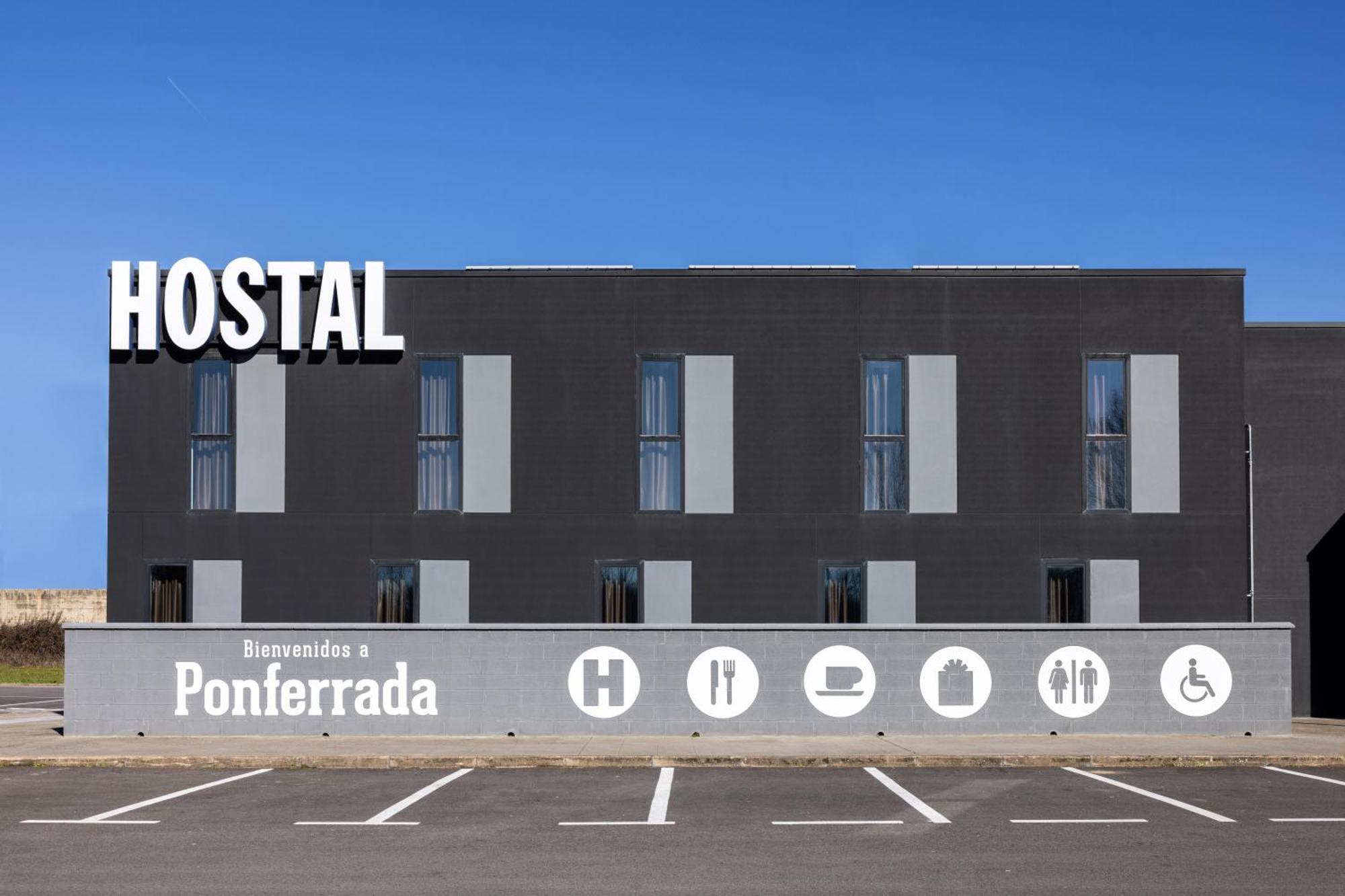 As Hoteles Ponferrada Columbrianos ภายนอก รูปภาพ