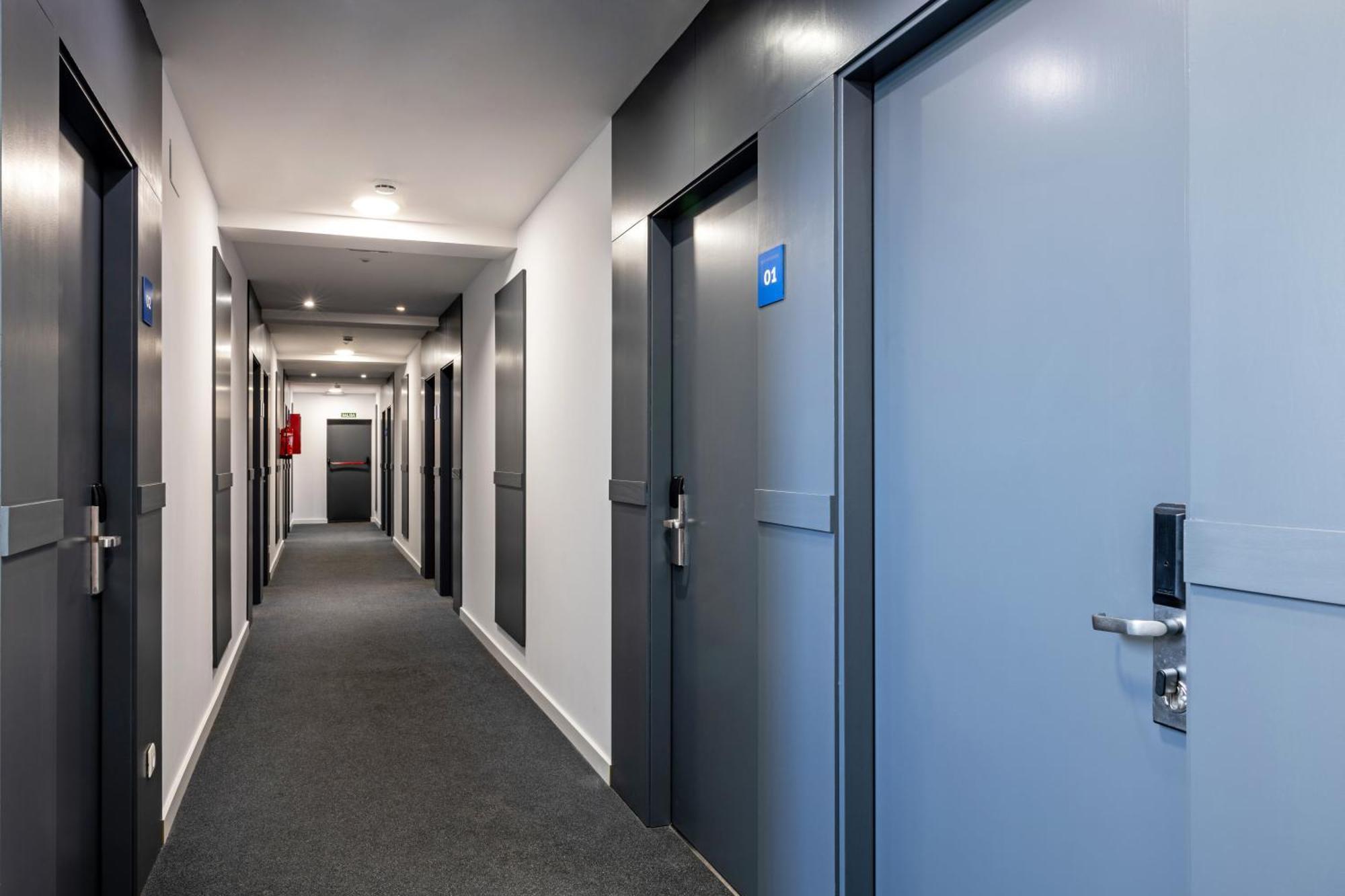 As Hoteles Ponferrada Columbrianos ภายนอก รูปภาพ